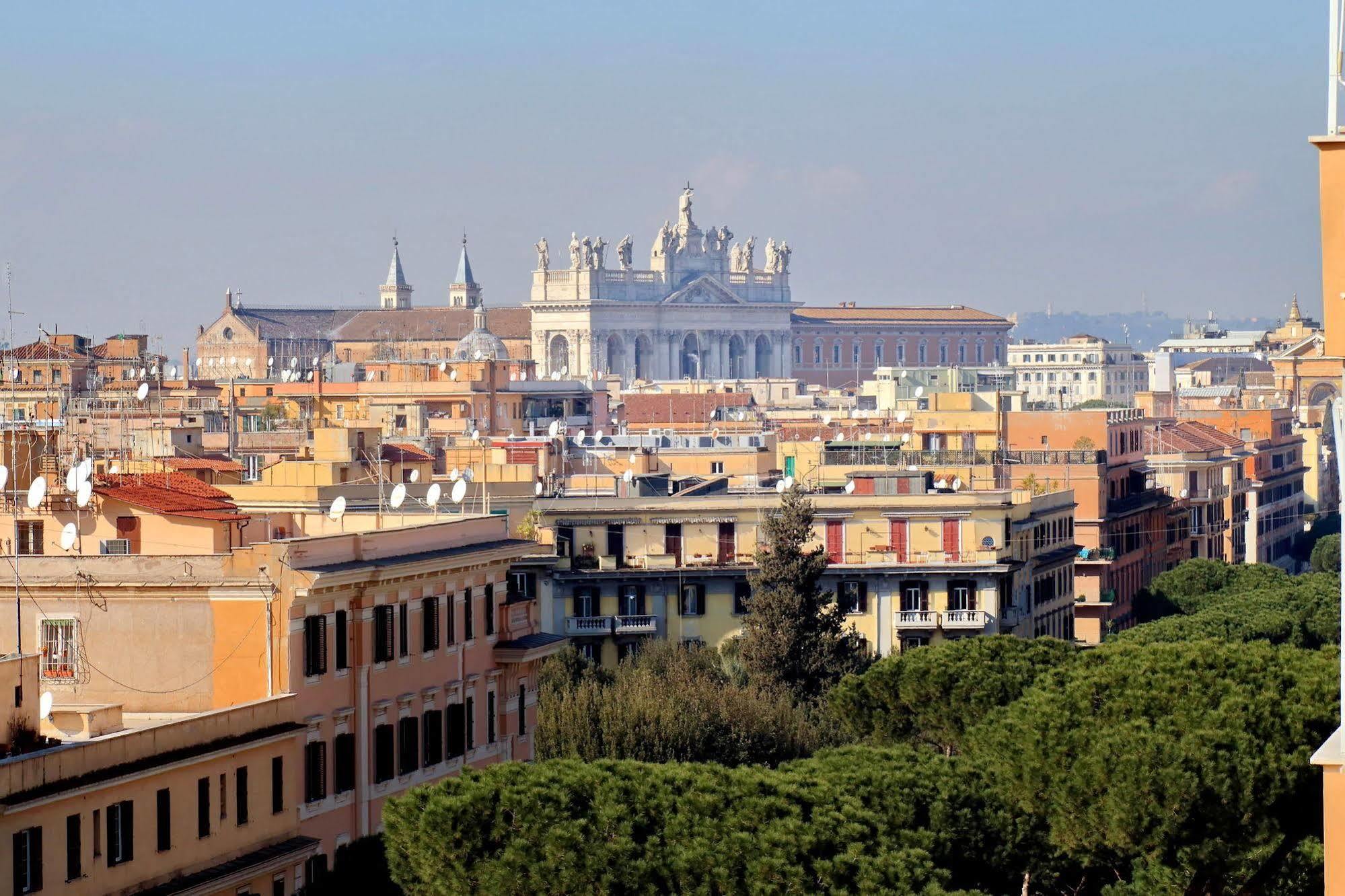 Alloggio Re Di Roma Luaran gambar